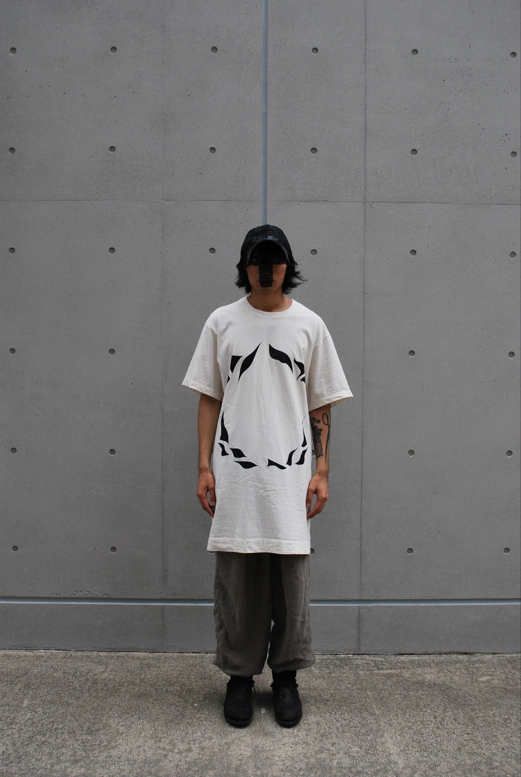 HIDE S/S TEE