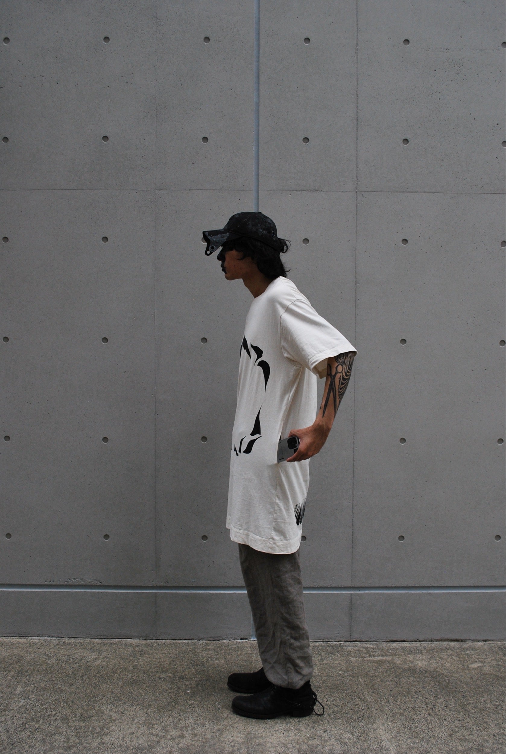 HIDE S/S TEE