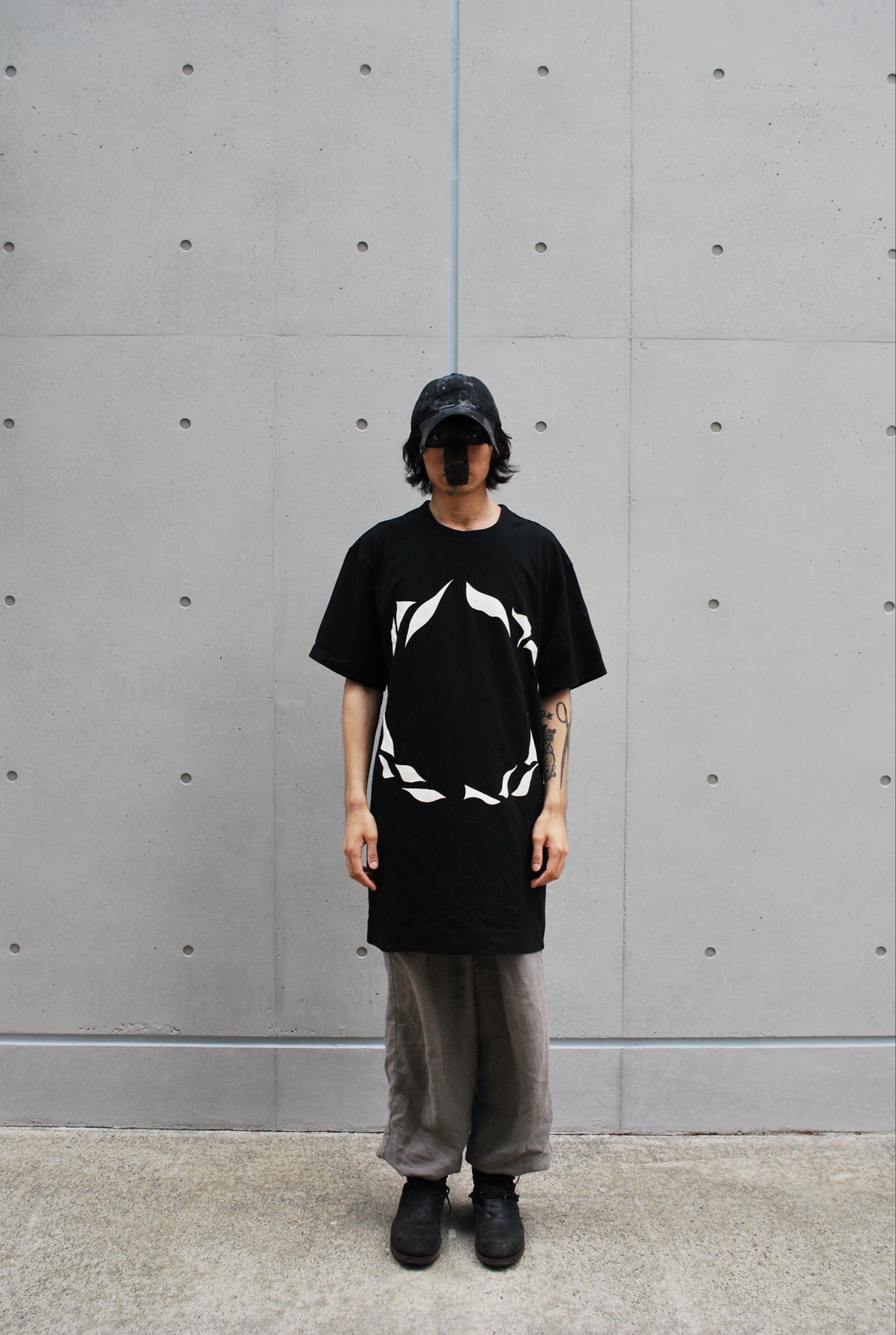 HIDE S/S TEE