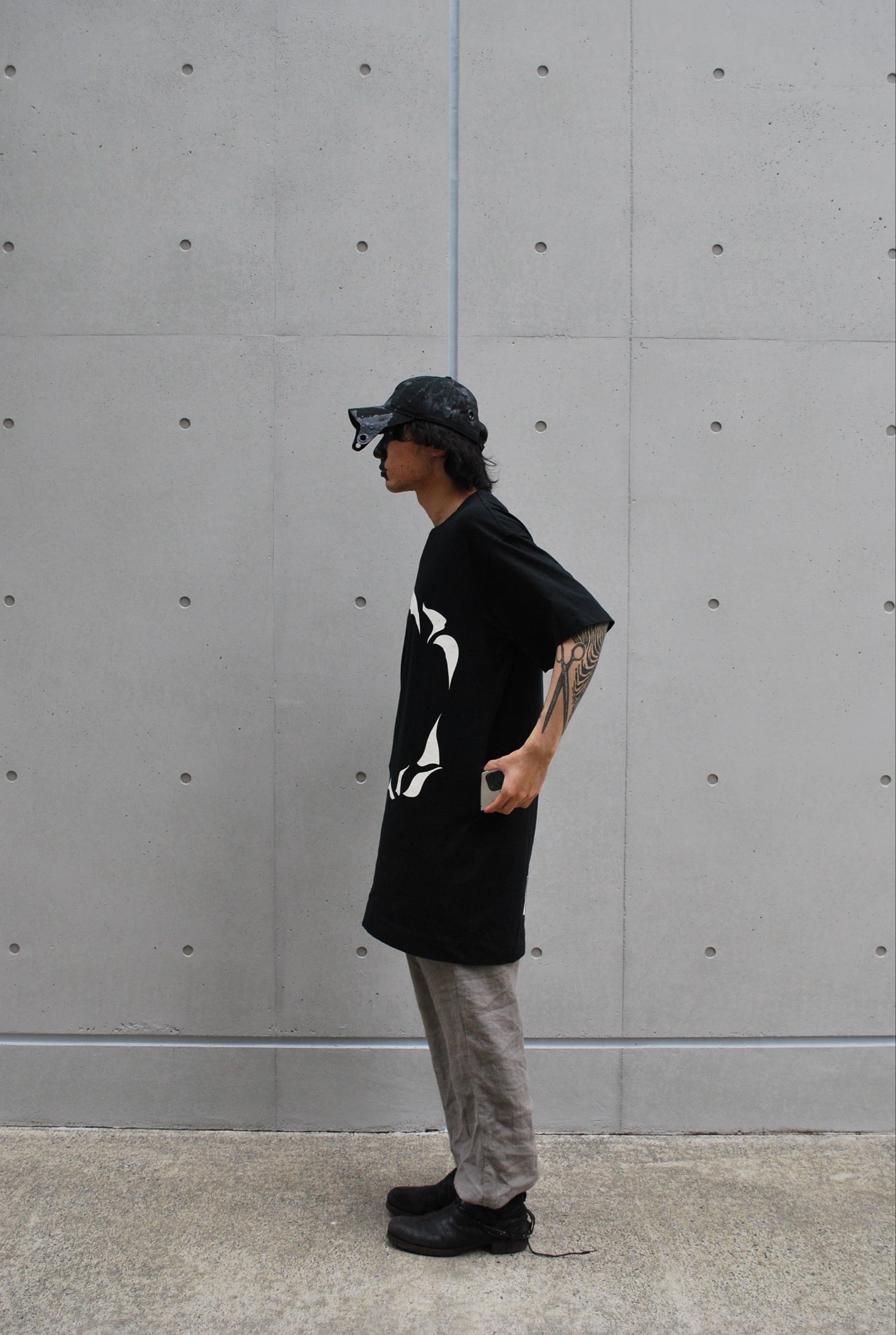 HIDE S/S TEE