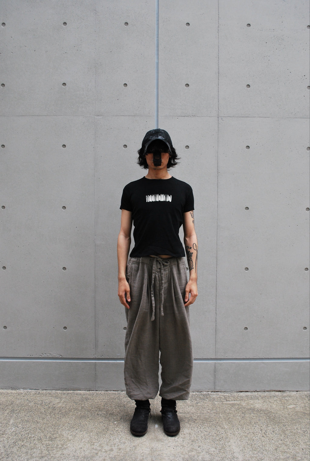 SEEK S/S TEE