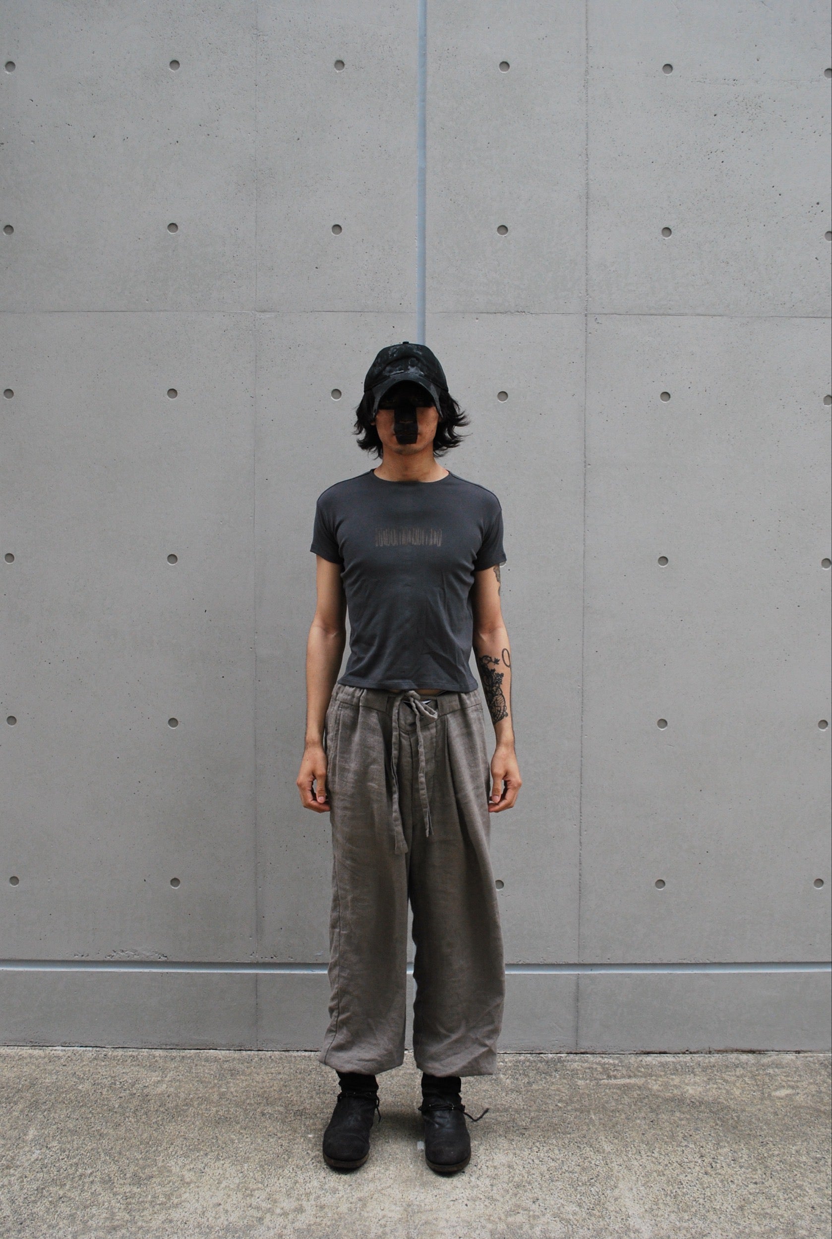 SEEK S/S TEE